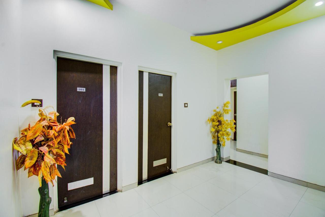 אאורנגבד Oyo 11548 Hotel Mrunal Palace מראה חיצוני תמונה